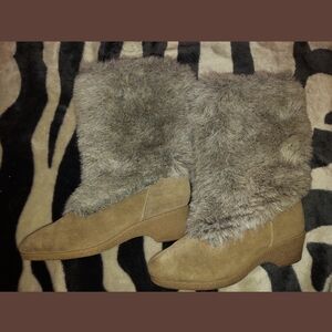 Furry Sherpa Wool Lined Winter Boots Suede Vintage Woodbridge Tan